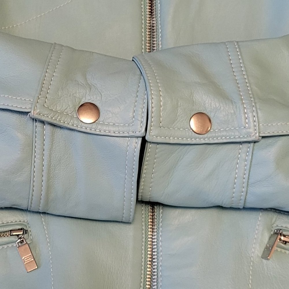 ❣️HP❣️ Pamela McCoy 100% leather aqua full zip satin lined jacket sz: M NWOT - Picture 11 of 12